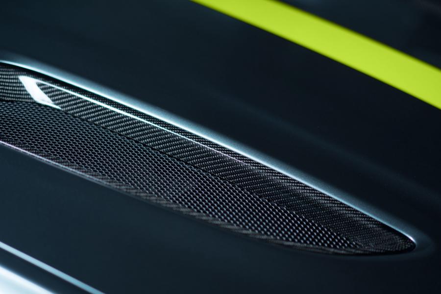 Детали экстерьера Aston Martin Rapide AMR 2017 года  (фото 17 из 32)